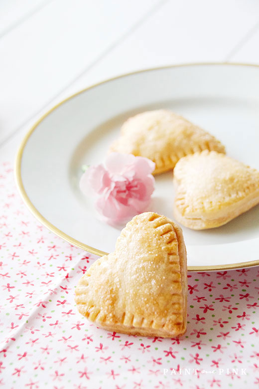 Mini-Heart-Strawberry-Jam-Pies