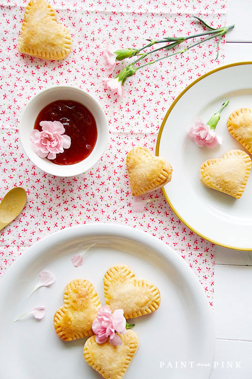 Mini-Heart-Strawberry-Jam-Pies