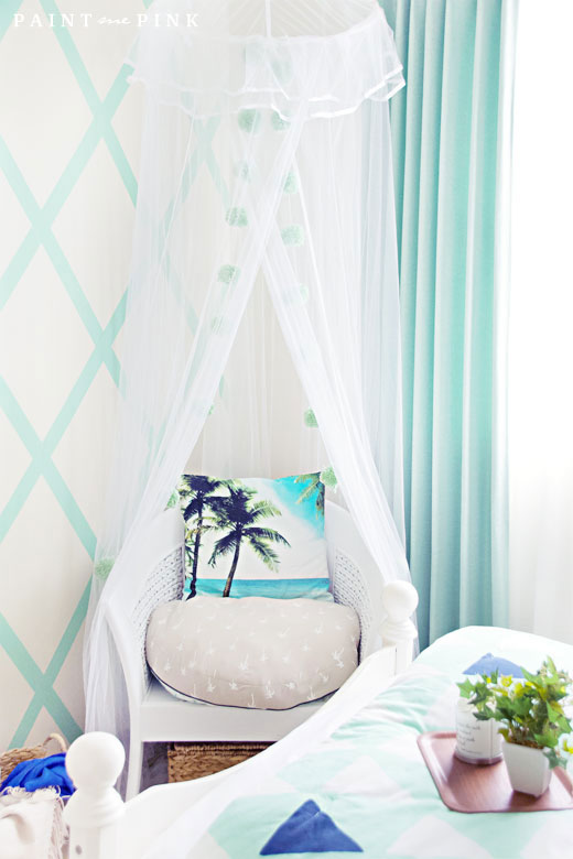 Summer Decorating With Teal