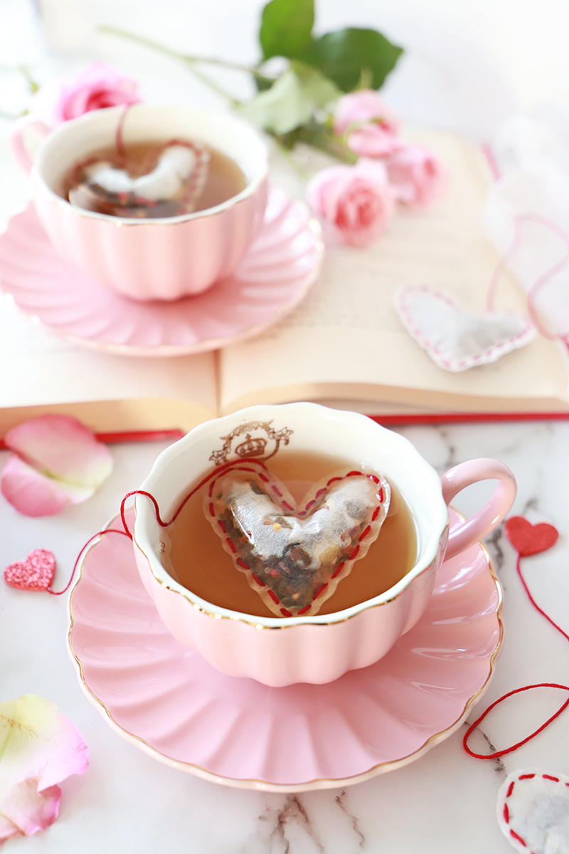 Let's Look  Coffee Corner - My Glittery Heart